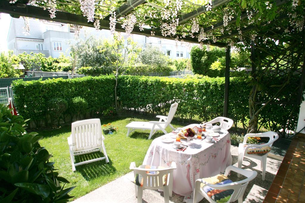 B&B Il Glicine Fiorito Lido de Venecia Exterior foto